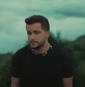 دانلود آهنگ عرشیاس غرور