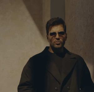 دانلود آهنگ آصف آریا نبودی در حدم دانلود آهنگ آصف آریا نبودی در حدم