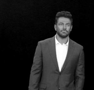 دانلود آهنگ محمدرضا گلزار چیزی نگو دانلود آهنگ محمدرضا گلزار چیزی نگو