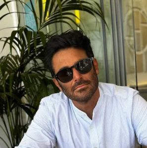 دانلود آهنگ محمدرضا گلزار کارو به اینجا رسوندی دانلود آهنگ محمدرضا گلزار کارو به اینجا رسوندی