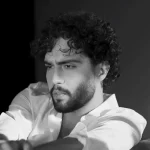 دانلود آهنگ من خاطراتم با تورو هر شب مرور میکنم دانلود آهنگ من خاطراتم با تورو هر شب مرور میکنم
