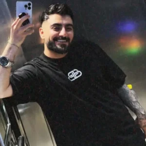 دانلود آهنگ رامین تجنگی خودته ارزان نفروش تو قیمتت بالاست دانلود آهنگ رامین تجنگی خودته ارزان نفروش تو قیمتت بالاست